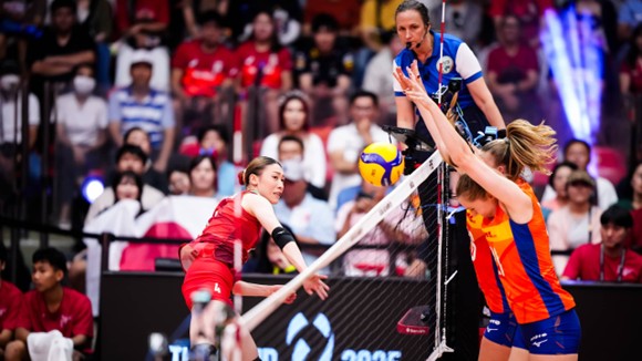 japan winning over netherlands in women's volleyball championship